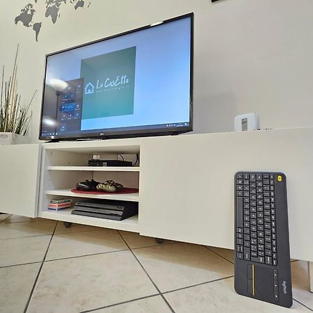La Casetta Bilocale Centrale Con Terrazza Parkfree Wifi Minipc Ps4 Ac Iesi Bagian luar foto