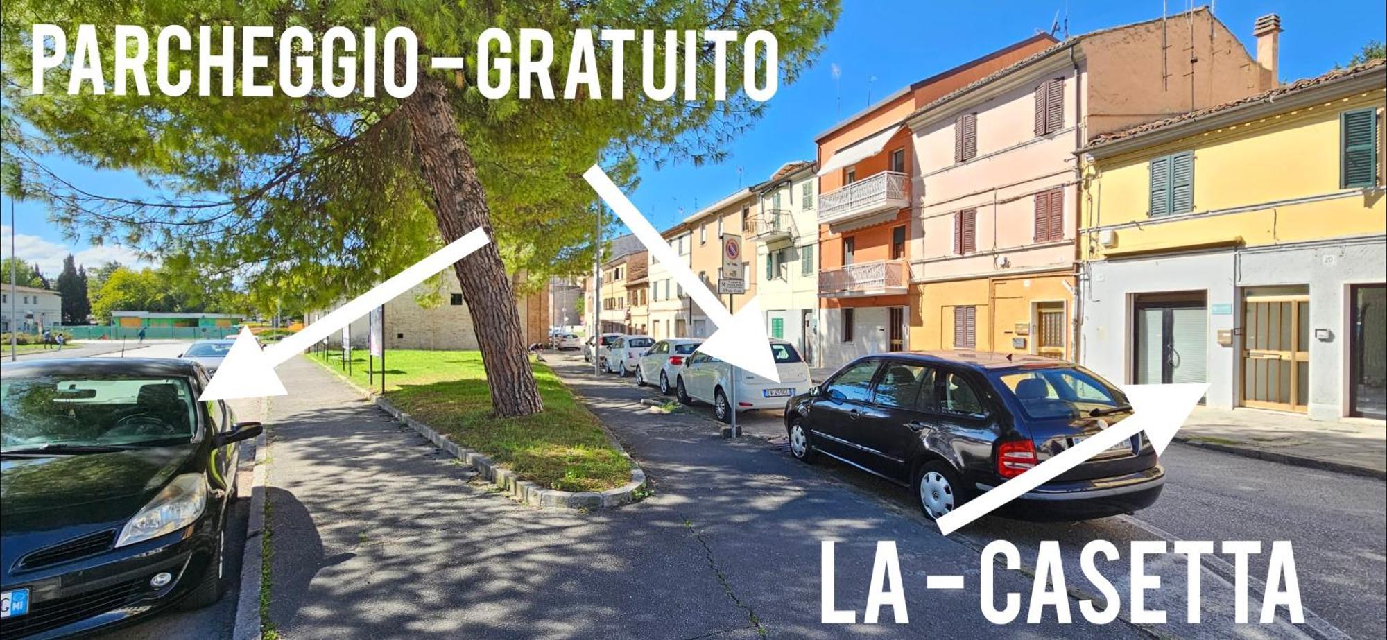 La Casetta Bilocale Centrale Con Terrazza Parkfree Wifi Minipc Ps4 Ac Iesi Bagian luar foto
